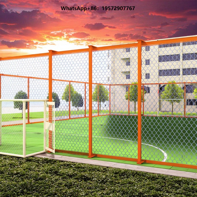Outdoor Sport Club - Lapangan Futsal Dalam & Luar Ruangan